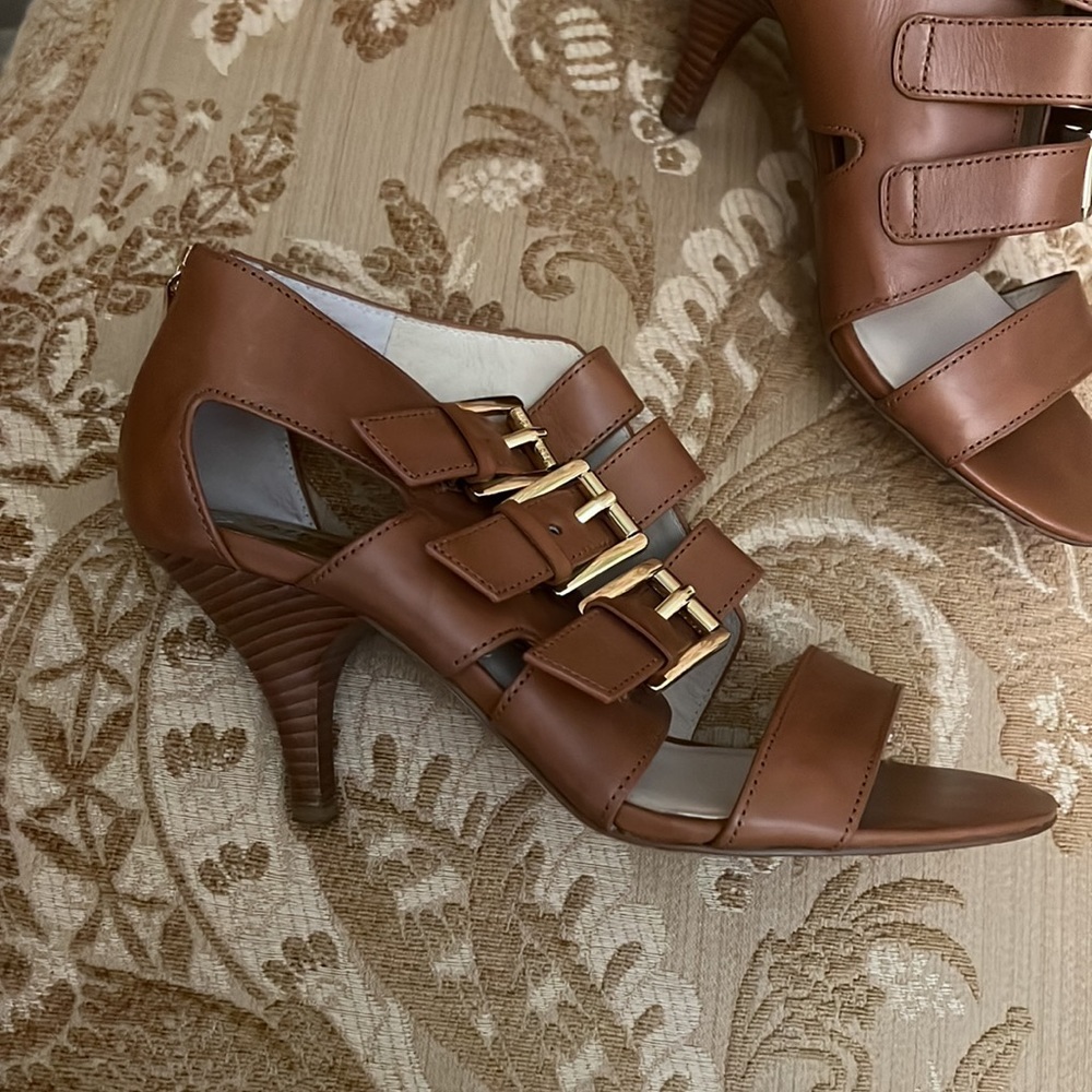 Michael Kors Sandals - Picture 2 of 4